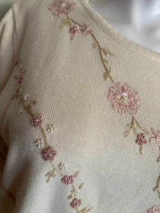 Vintage Alfred Dunner Floral Embroidered Metallic Sweater - Picture 3 of 11